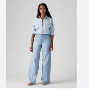 Levi's® Women's 318 Shaping Wide-Leg Jeans sz34